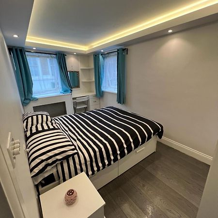 Lovely Chelsea Entire Apartment London City Экстерьер фото